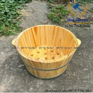Hình ảnh chậu gỗ ngâm chân có hạt mát xa