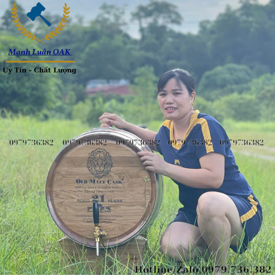 thùng rượu gỗ sồi