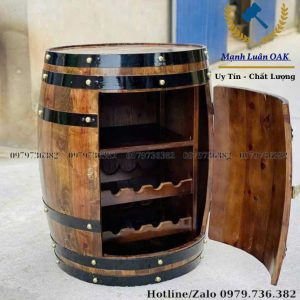 Bàn gỗ sồi có ngăn để rượu